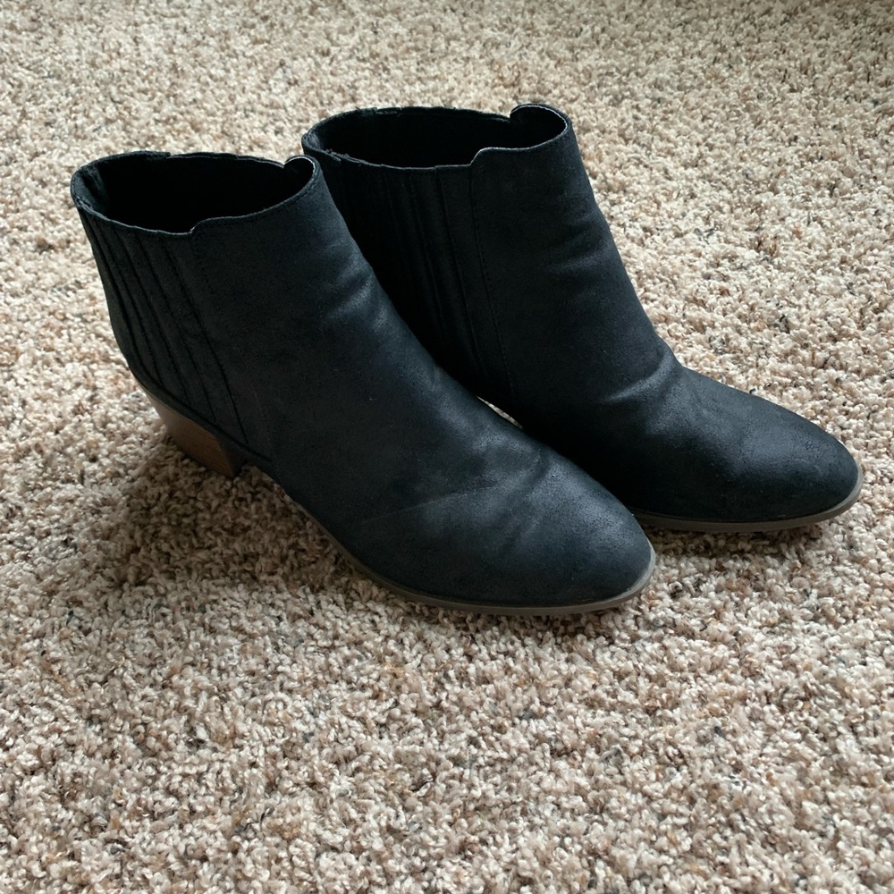 Maurices Slip on Ankle Bootie